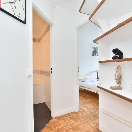 Paris, Bel Spacieux, Calme, 90m2 Apartment Paris