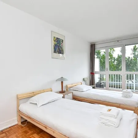 Apartment Paris, Bel Spacieux, Calme, 90m2 Paris